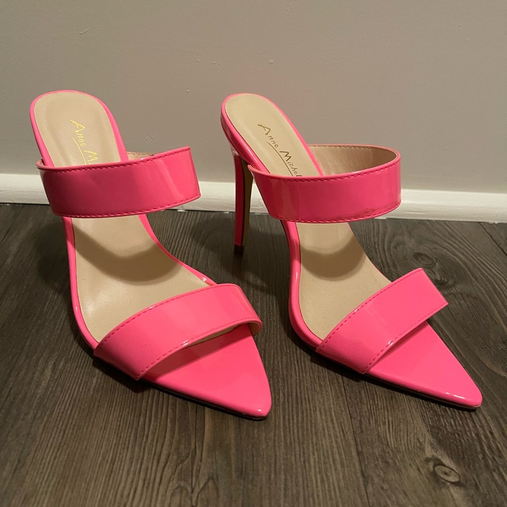 Anne Michele Heels- Never Worn